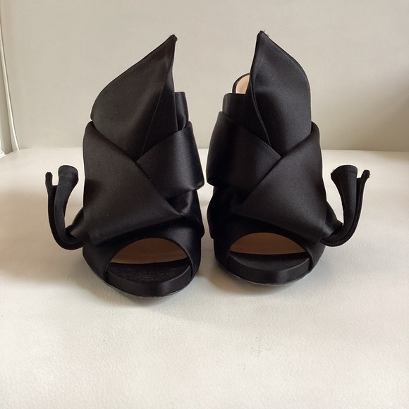No. 21 Black Satin/ Leather Mule Bow Pleated Heel Sandals SZ 7 - Picture 8 of 8